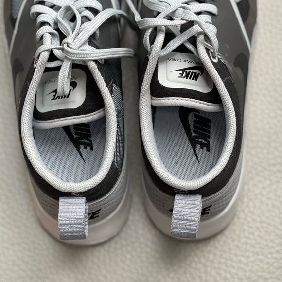 Nike Air Max Thea - Picture 4 of 5